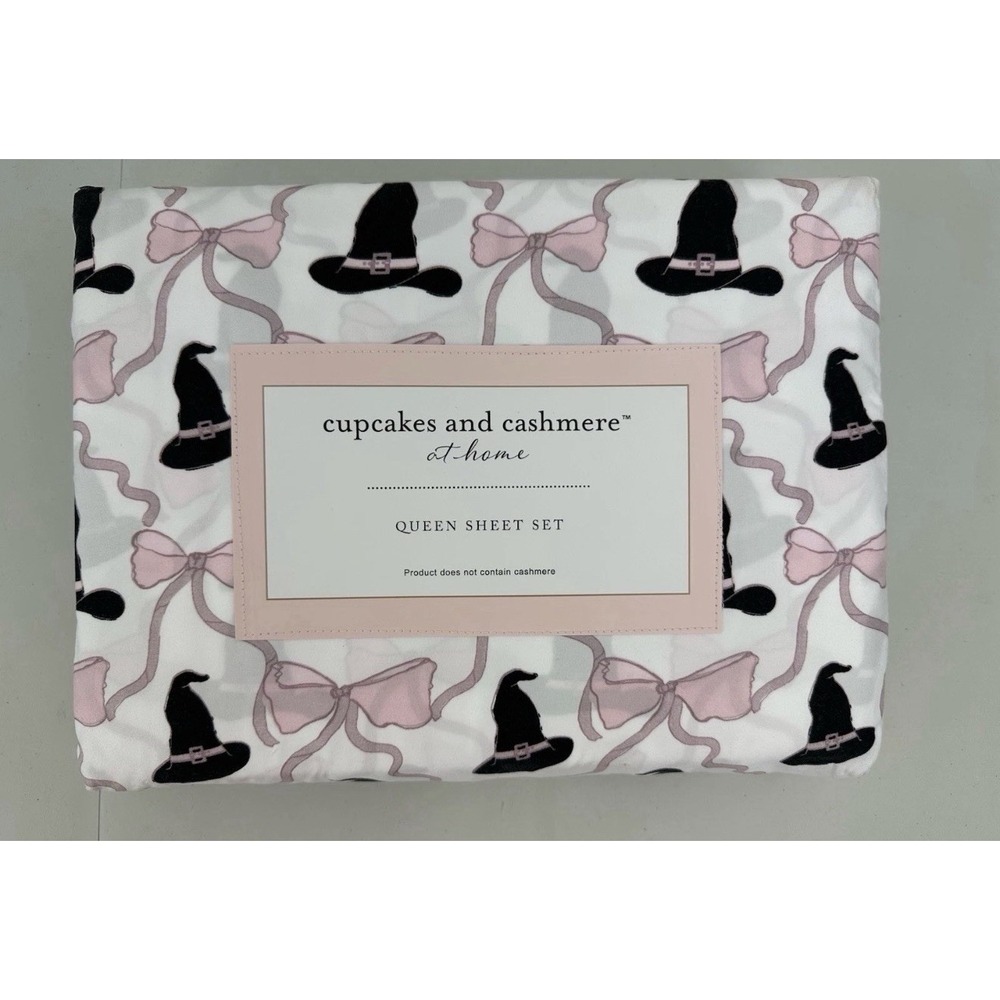 Cupcakes & Cashmere Halloween Bows & Witch Hats 4-Piece Queen Sheet Set Mauve